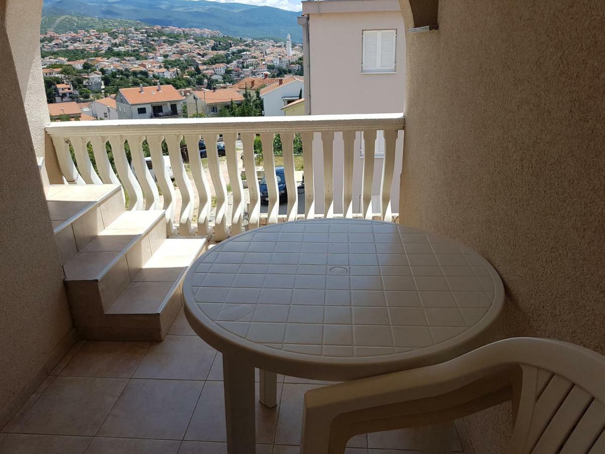 Apartments Mara Novi Vinodolski Exterior foto